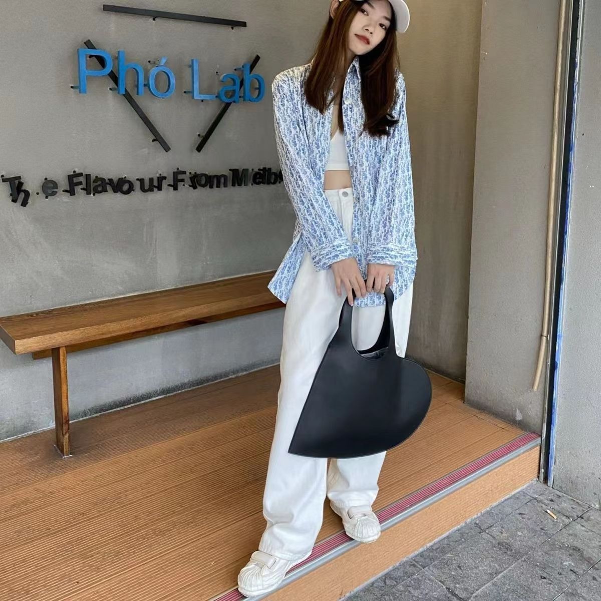 Hard Feelings | Sculptural Heart Shoulder Bag - Image 3